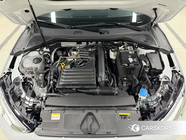 Audi A3 2023 Белый из Китая, фото 2