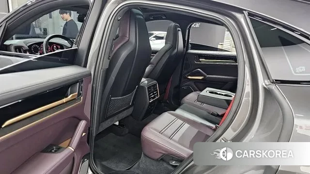 Porsche Cayenne (PO536) 2024 Серый из Кореи, фото 2