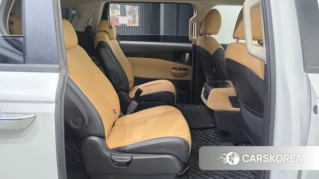 Kia Carnival 4th generation 2022 Белый из Кореи, фото 2