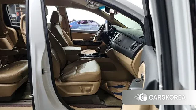 Kia The New Carnival 2018 Белый из Кореи, фото 2