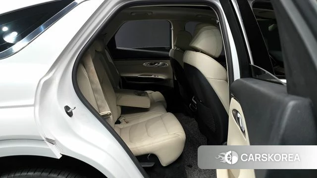 Genesis GV70 2021 Белый из Кореи, фото 2