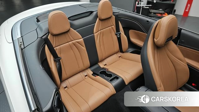 Mercedes-Benz CLE-Class C236 2025 Белый из Кореи, фото 2