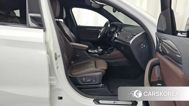 BMW X4 (G02) 2024 Белый из Кореи, фото 2