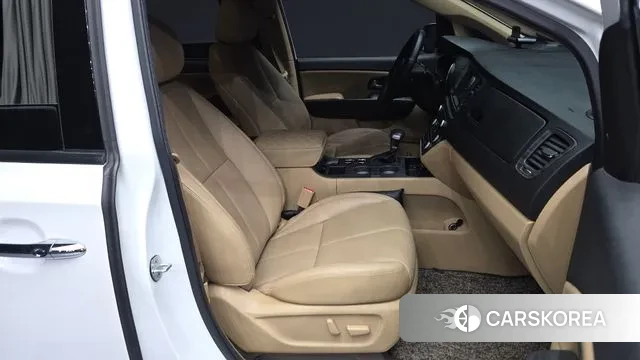 Kia The New Carnival 2019 Белый из Кореи, фото 2