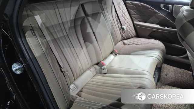Kia K8 Hybrid 2022 Черный из Кореи, фото 2