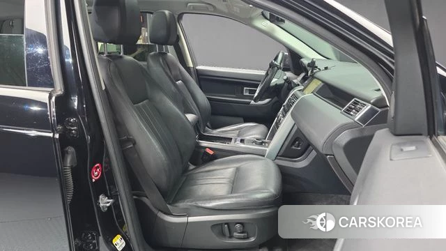 Land Rover Discovery Sports 2018 Черный из Кореи, фото 2