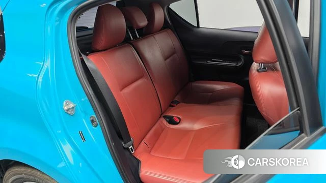 Toyota Prius C 2018 Синий из Кореи, фото 2