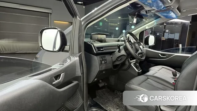 Hyundai Staria 2025 Серый из Кореи, фото 2