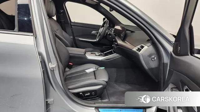 BMW 3 Series (G20) 2025 Серебряный из Кореи, фото 2