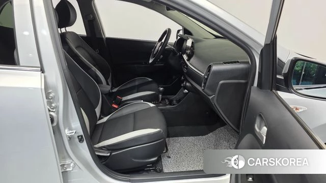 Kia Morning Urban (JA) 2023 Серебряный из Кореи, фото 2