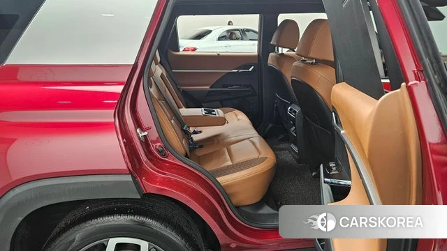 Ssangyong Torres 2023 Красный из Кореи, фото 2
