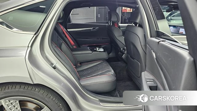 Genesis G80 (RG3) 2024 Серебристо-серый из Кореи, фото 2