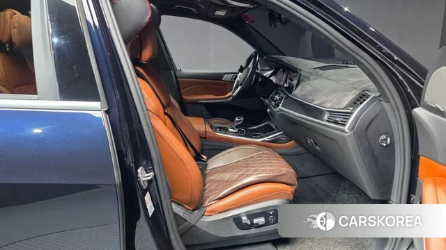 BMW X7 (G07) 2020 Черный из Кореи, фото 2