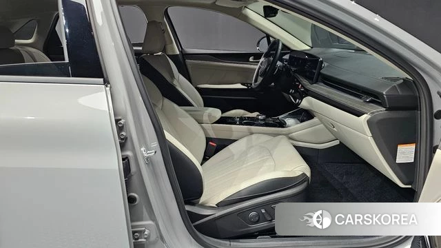 Kia The New K5 Hybrid 3rd generation 2025 Серебристо-серый из Кореи, фото 2