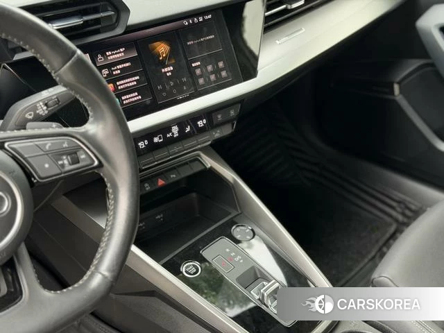 Audi A3 2022 Белый из Китая, фото 2