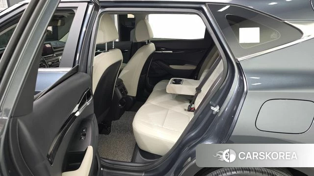 Kia Seltos 2021 Серый из Кореи, фото 2
