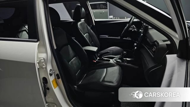 Ssangyong Berry New Tivoli 2022 Белый из Кореи, фото 2