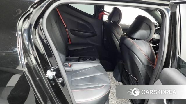 Hyundai Veloster (JS) 2019 Черный из Кореи, фото 2