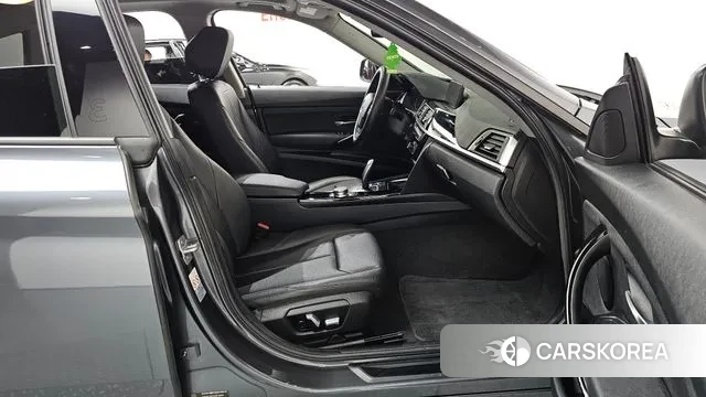 BMW 3 Series GT (F34) 2018 Серый из Кореи, фото 2