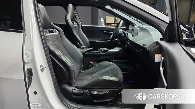 Kia EV6 2023 Белый из Кореи, фото 2