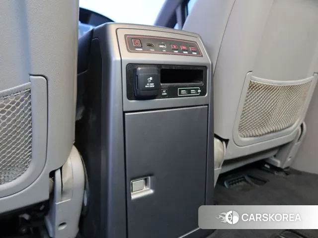 Ssangyong Korando Turismo 2019 Серебристо-серый из Кореи, фото 2