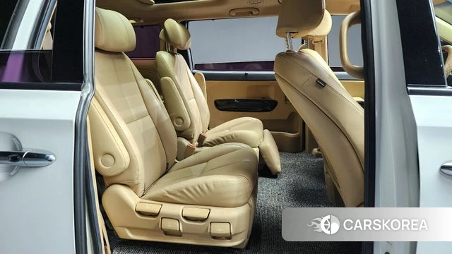 Kia The New Carnival 2019 Белый из Кореи, фото 2