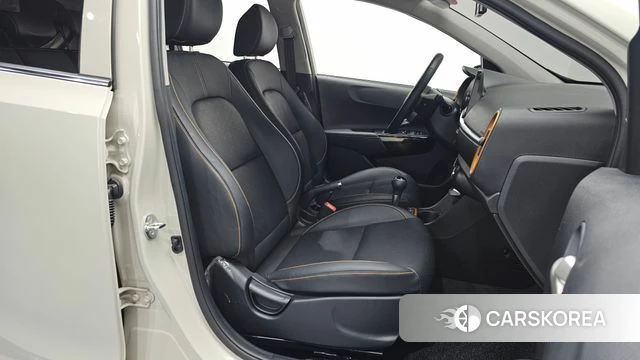 Kia Morning Urban (JA) 2023 Жемчужный цвет из Кореи, фото 2