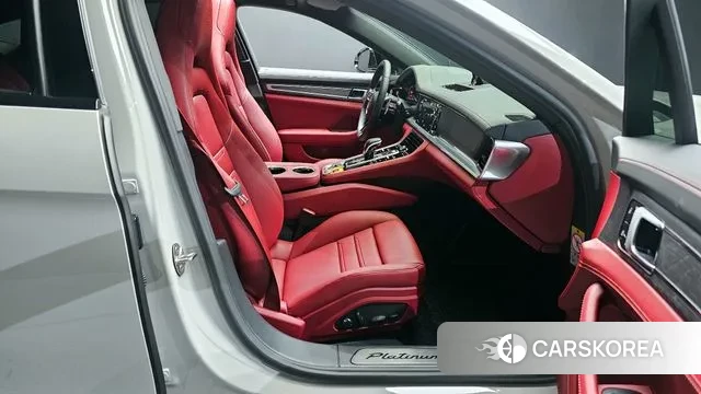 Porsche Panamera (971) 2022 Серебристо-серый из Кореи, фото 2