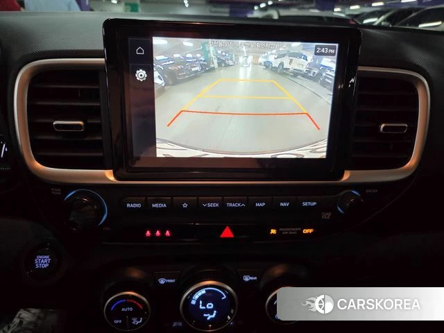 Hyundai Venue 2021 Серый из Кореи, фото 2