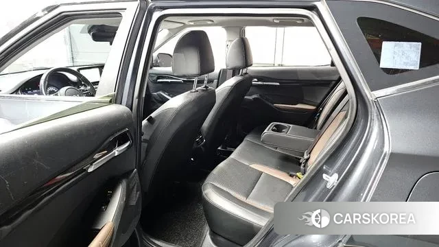 Kia Seltos 2022 Серый из Кореи, фото 2