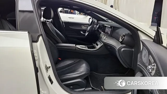 Mercedes-Benz CLS-Class C257 2021 Белый из Кореи, фото 2