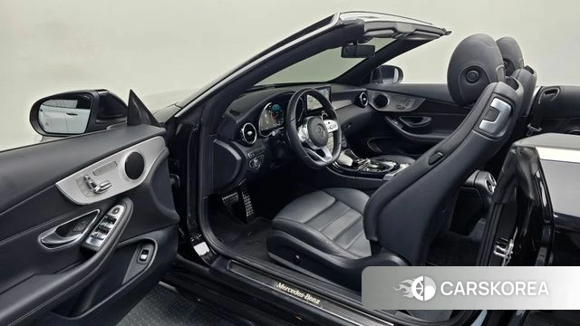 Mercedes-Benz C-Class W205 2020 Черный из Кореи, фото 2