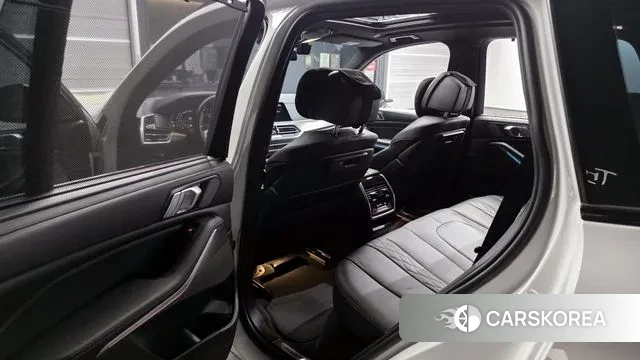 BMW X5 (G05) 2023 Белый из Кореи, фото 2