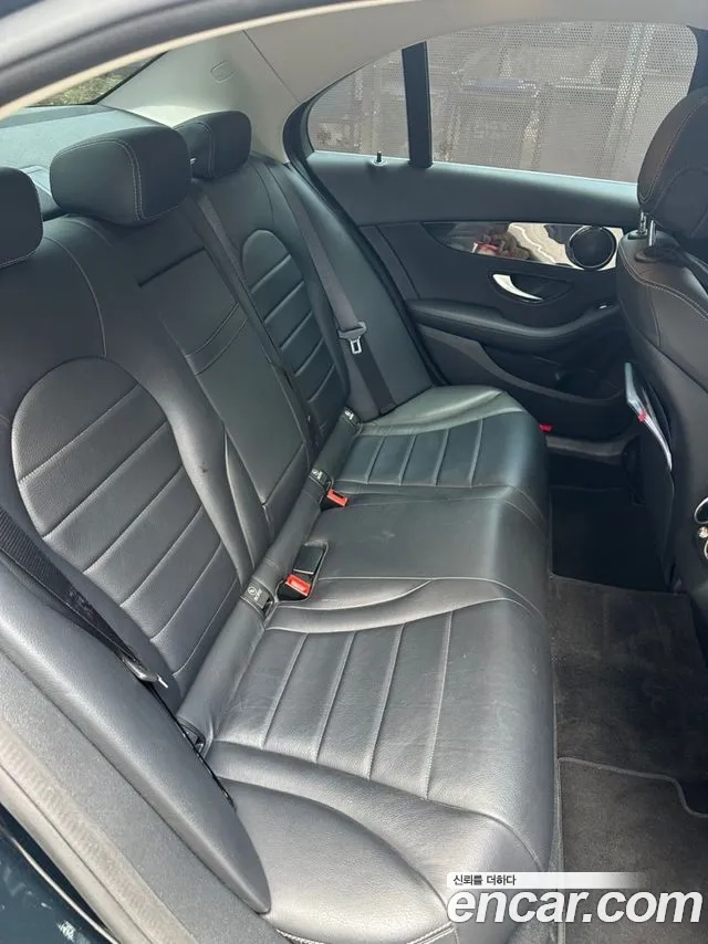 Mercedes-Benz C-Class W205 2019 Темно-зеленый из Кореи, фото 2