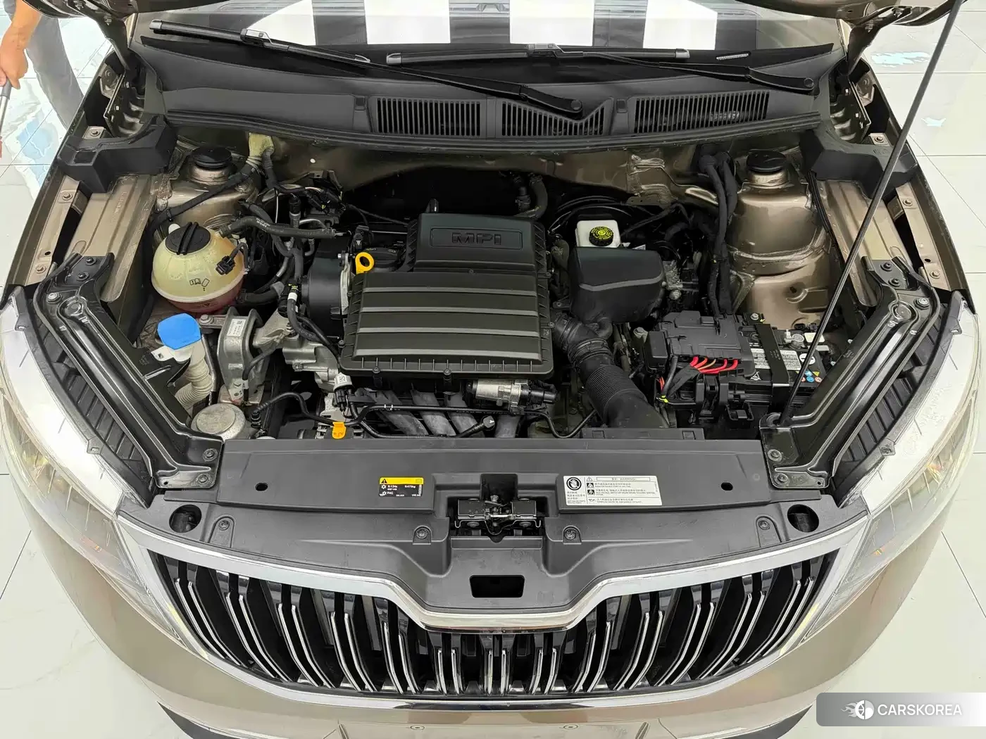 Skoda Kamiq 2022 Champagne/brown из Китая, фото 2