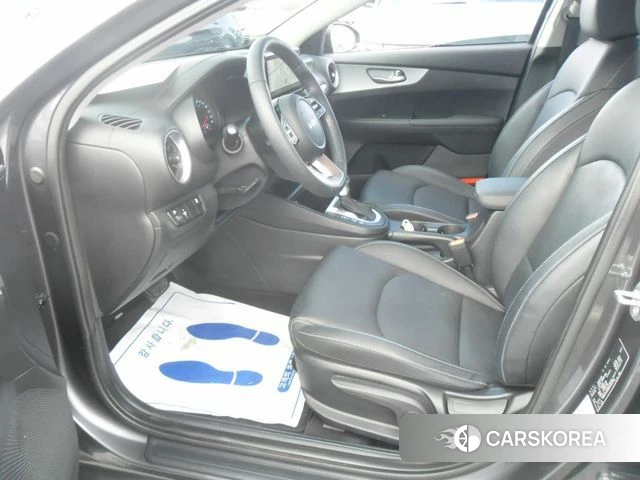Kia The New K3 2nd generation 2021 Серый из Кореи, фото 2