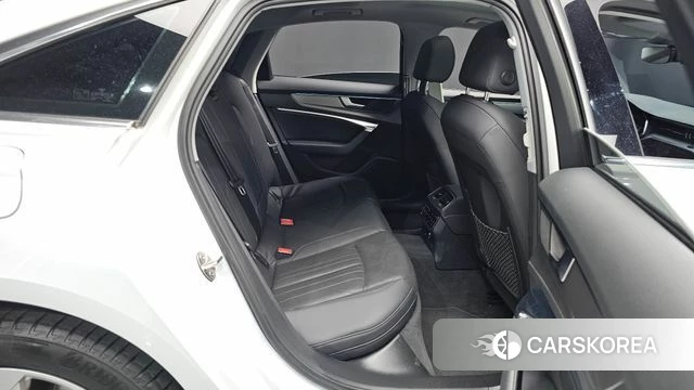 Audi A6 (C8) 2019 Белый из Кореи, фото 2
