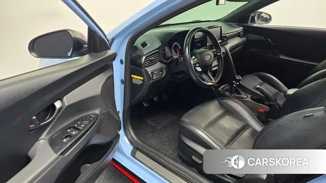 Hyundai Veloster (JS) 2019 Светло-серебряный цвет из Кореи, фото 2