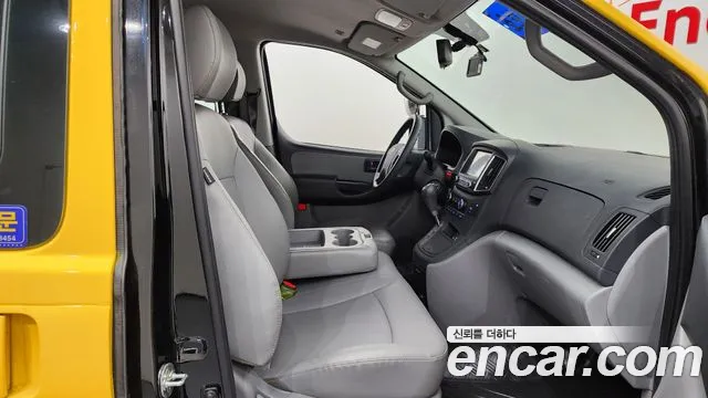 Hyundai The New Grand Starex 2019 Желтый из Кореи, фото 2