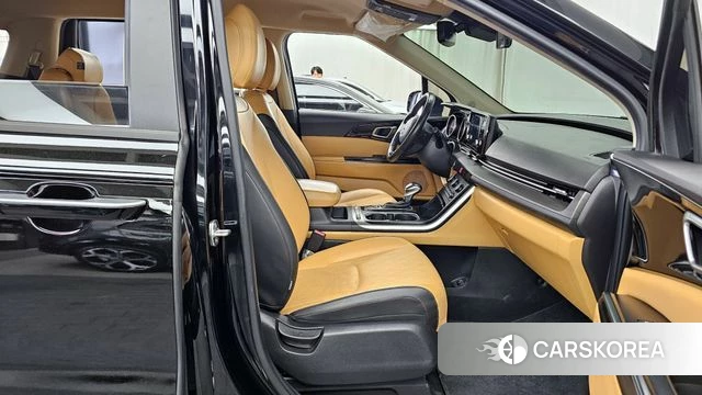 Kia Carnival 4th generation 2021 Черный из Кореи, фото 2