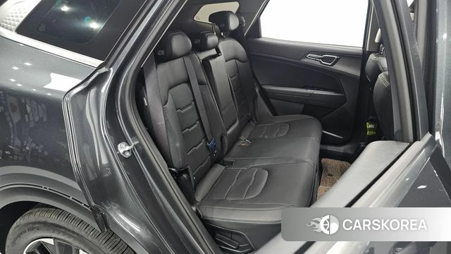 Kia The New Sportage 5th Generation Hybrid 2025 Серый из Кореи, фото 2