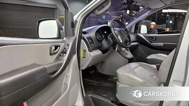 Hyundai The New Grand Starex 2019 Серебряный из Кореи, фото 2