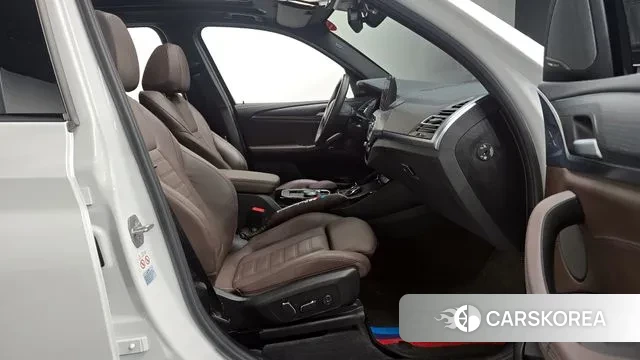 BMW iX3 2024 Белый из Кореи, фото 2