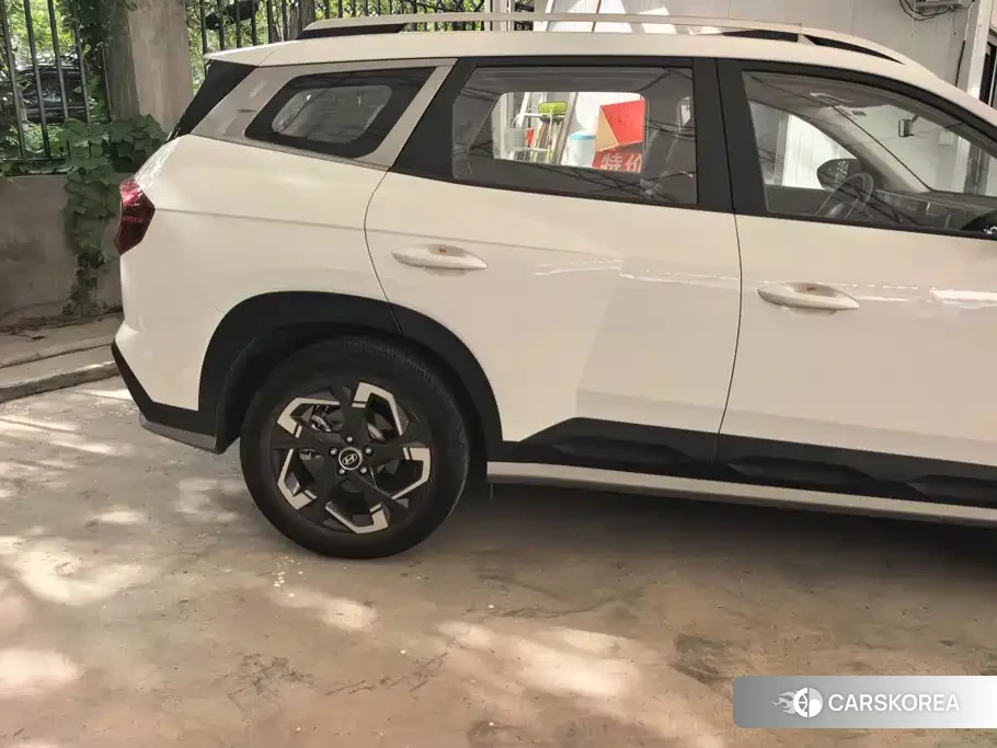 Hyundai ix35 2024 Белый из Китая, фото 2