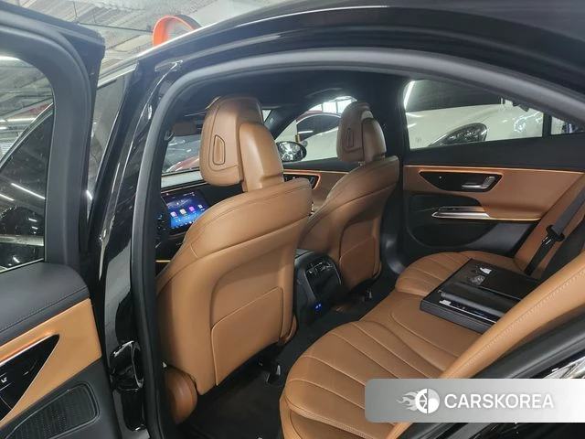 Mercedes-Benz E-Class W214 2025 Черный из Кореи, фото 2