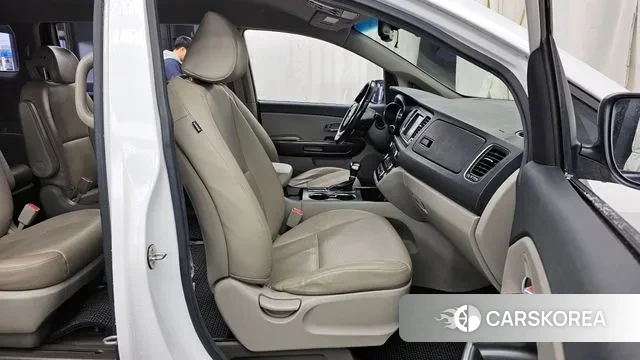 Kia The New Carnival 2018 Белый из Кореи, фото 2