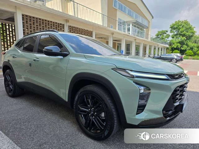 Chevrolet (GM Daewoo) Trax Crossover 2024 Светло-зеленый из Кореи, фото 2