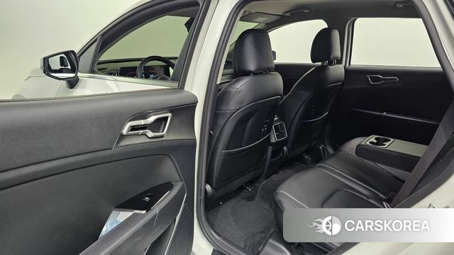 Kia Sportage 5th Generation 2022 Белый из Кореи, фото 2