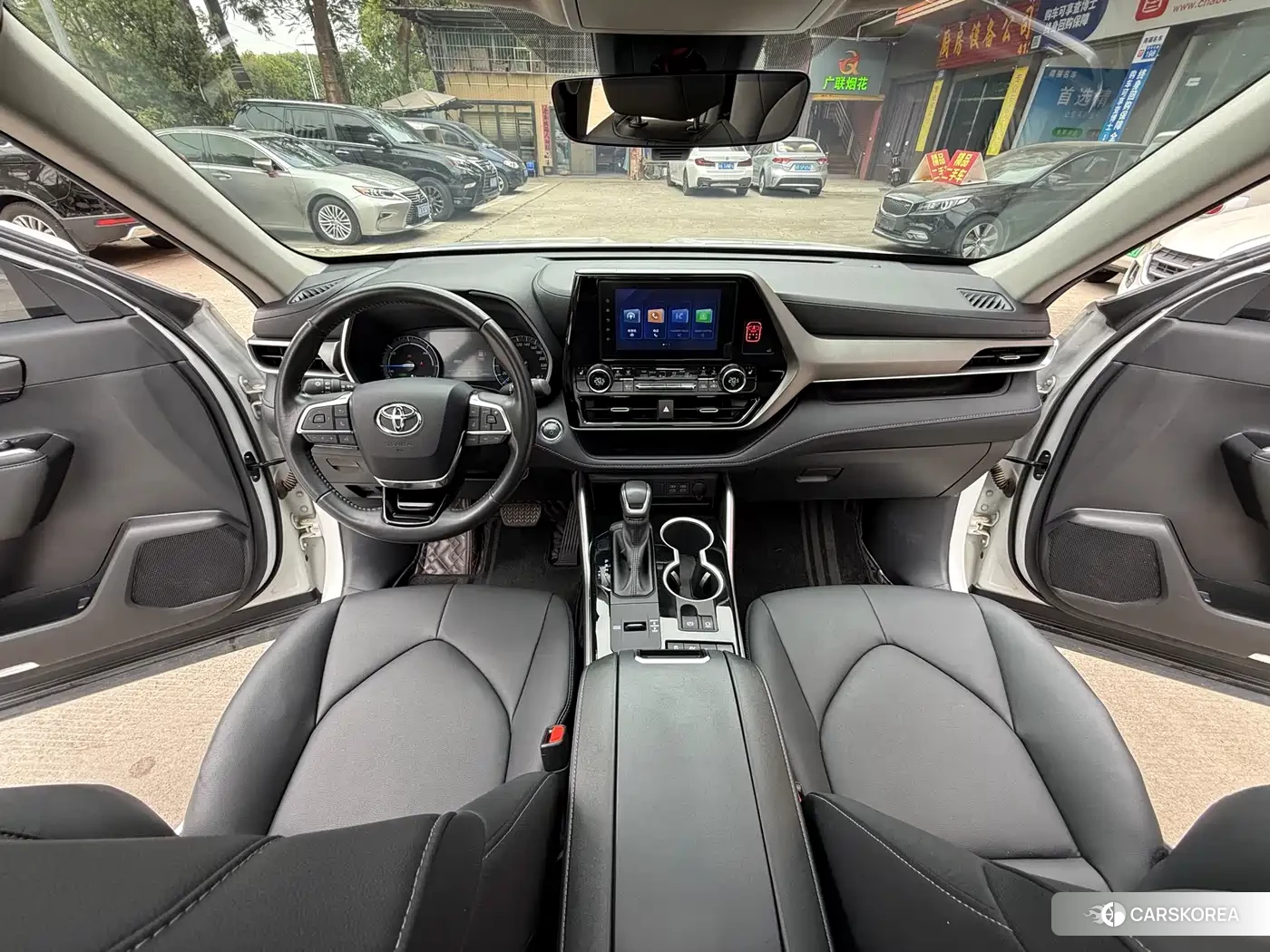 Toyota Highlander 2024 Белый из Китая, фото 2