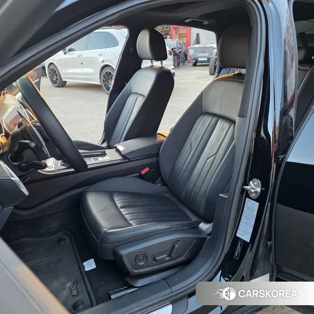 Audi A6 (C8) 2022 Черный из Кореи, фото 2